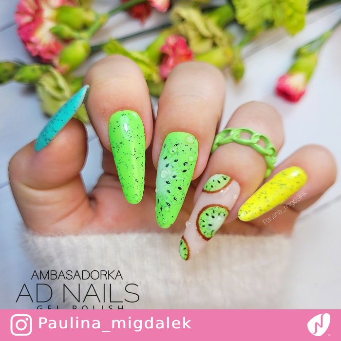 Summer Kiwi-themed Nails